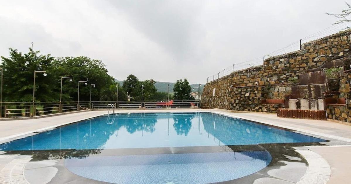 Meera Valley Resort By Nexottel Udaipur Exteriör bild