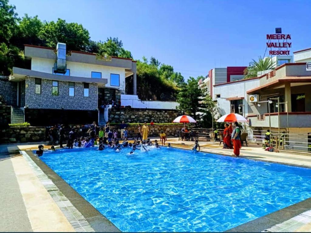 Meera Valley Resort By Nexottel Udaipur Exteriör bild